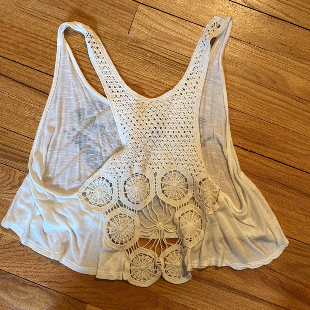Design Lab Cropped Tank - Picture 2 of 2
